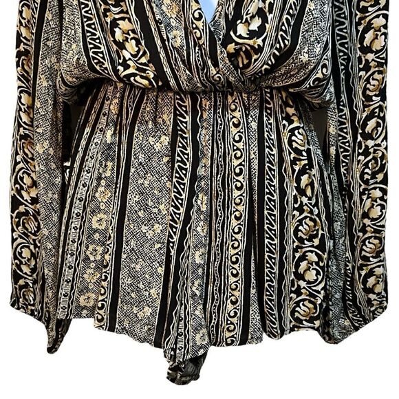 HONEY PUNCH Shorts Romper Black and Browns Deep Sexy V-Neck Size S - Picture 7 of 16